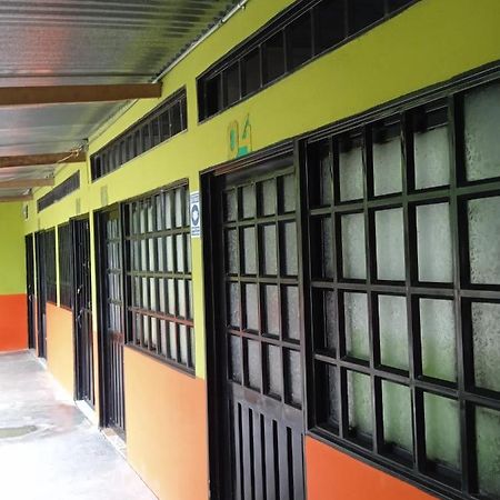 Posada La Tranquilidad Villavieja Kültér fotó